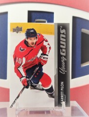 Garrett Pilon 2021-22 - Young Guns Rookie #214 Upper Deck Series 1